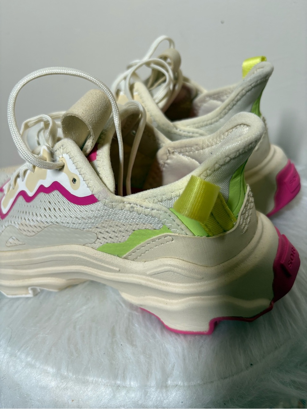 {EUC} Sorel Women's Kinetic Breakthru Day Lace Shoes 6.5 US - Picture 10 of 11